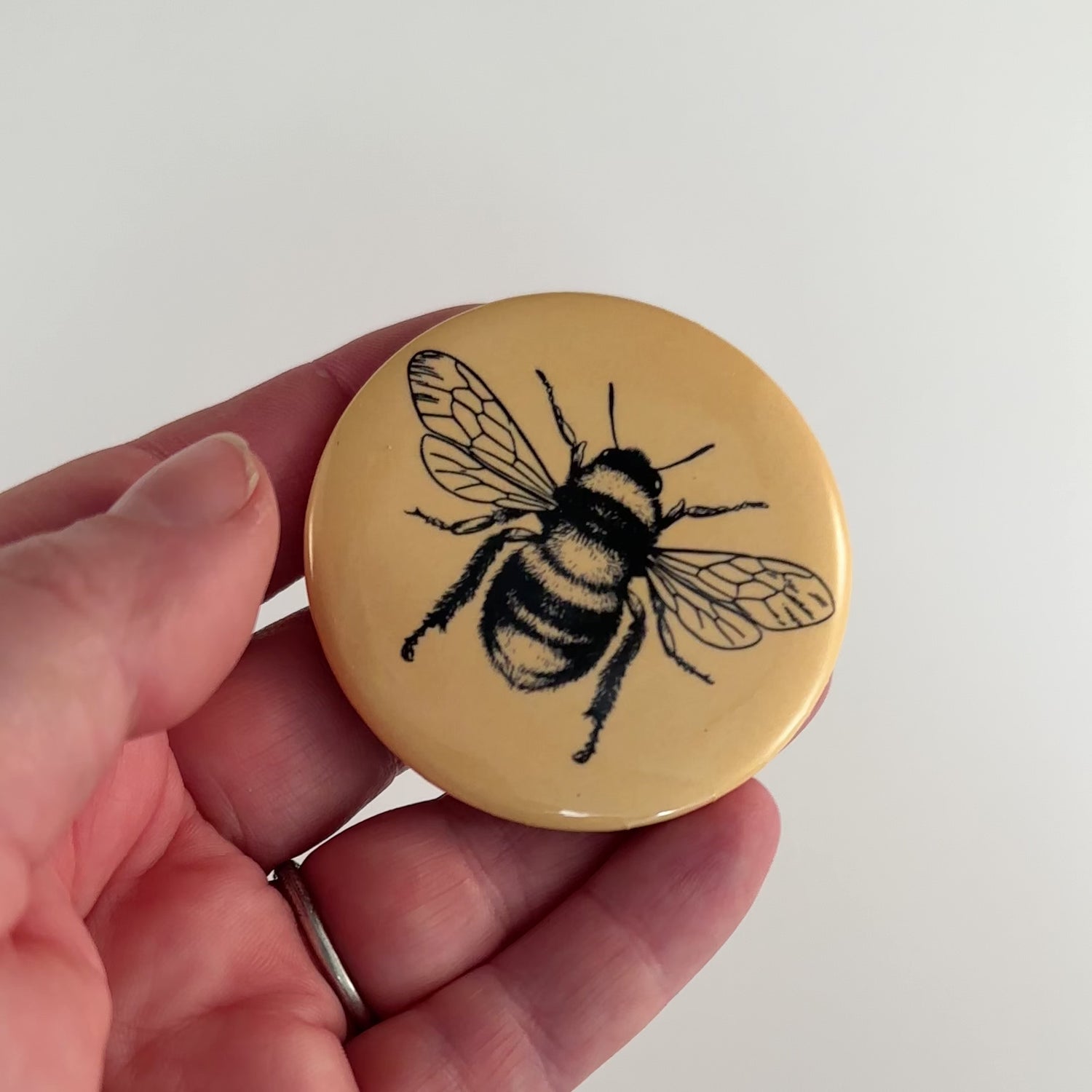 Bee Bottle Opener - Unique Decorative Bee Shaped Metal Bar Tool