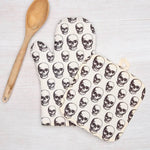 Skull Oven Mitt - Spooky Kitchen Accessory, Heat Resistant Up to 500°, Unique Gift Idea - Counter Couture